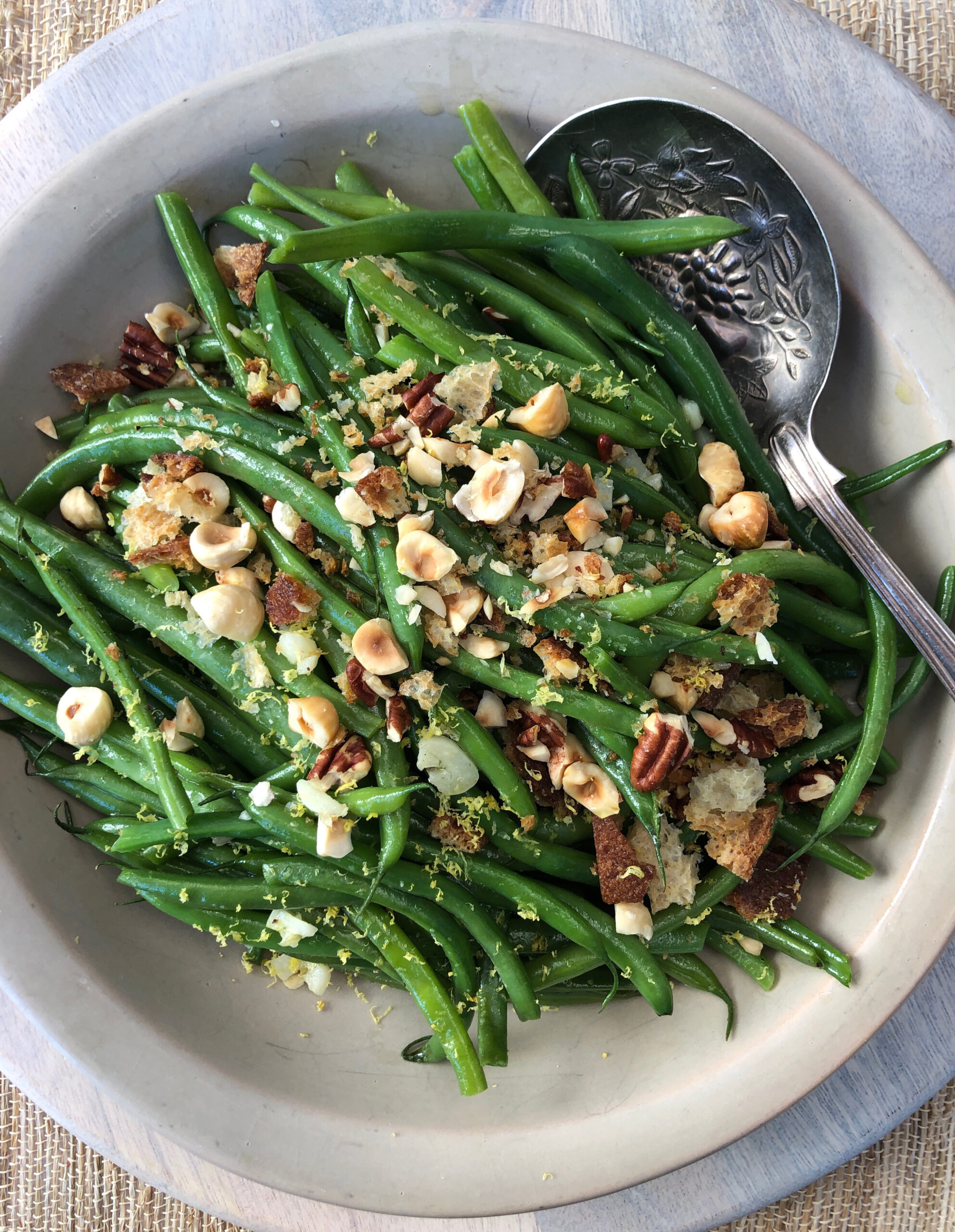 Green Beans with Garlic and Hazelnuts - My Studio Kitchen